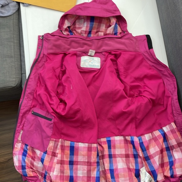 Decathlon Quechua waterproof windbreaker jacket - Picture 2 of 3